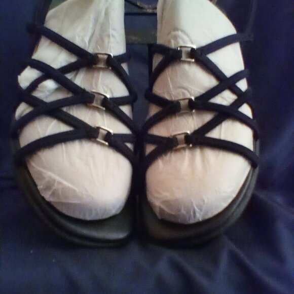 White Stag Sandals - Picture 4 of 6